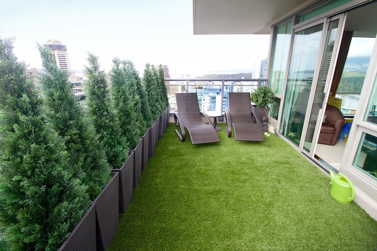 Artificial grass apartment roof from SYNLawnn