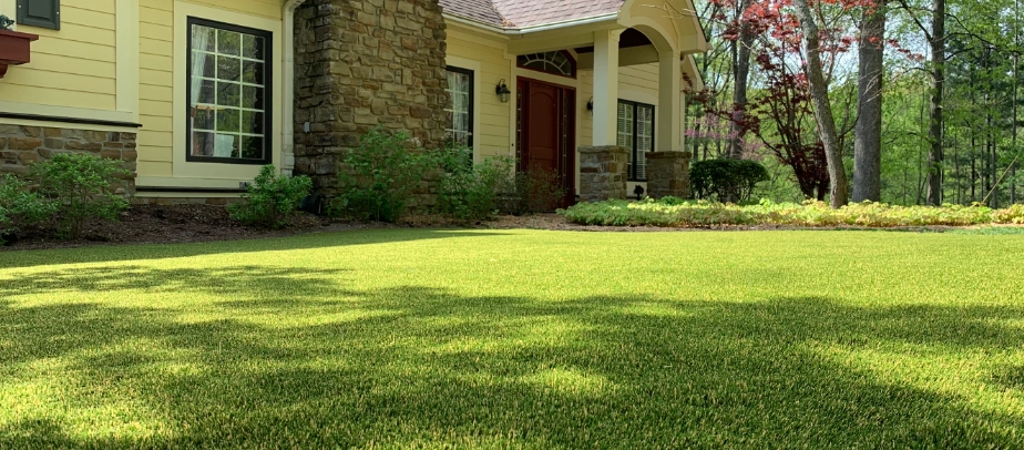synlawn-kc-lawn Artificial grass lawn installed by SYNLawn