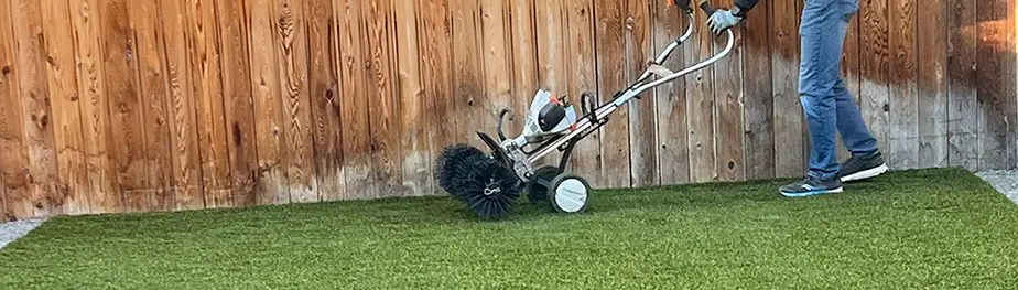 artificial-grass-cleaning-service-kc-1